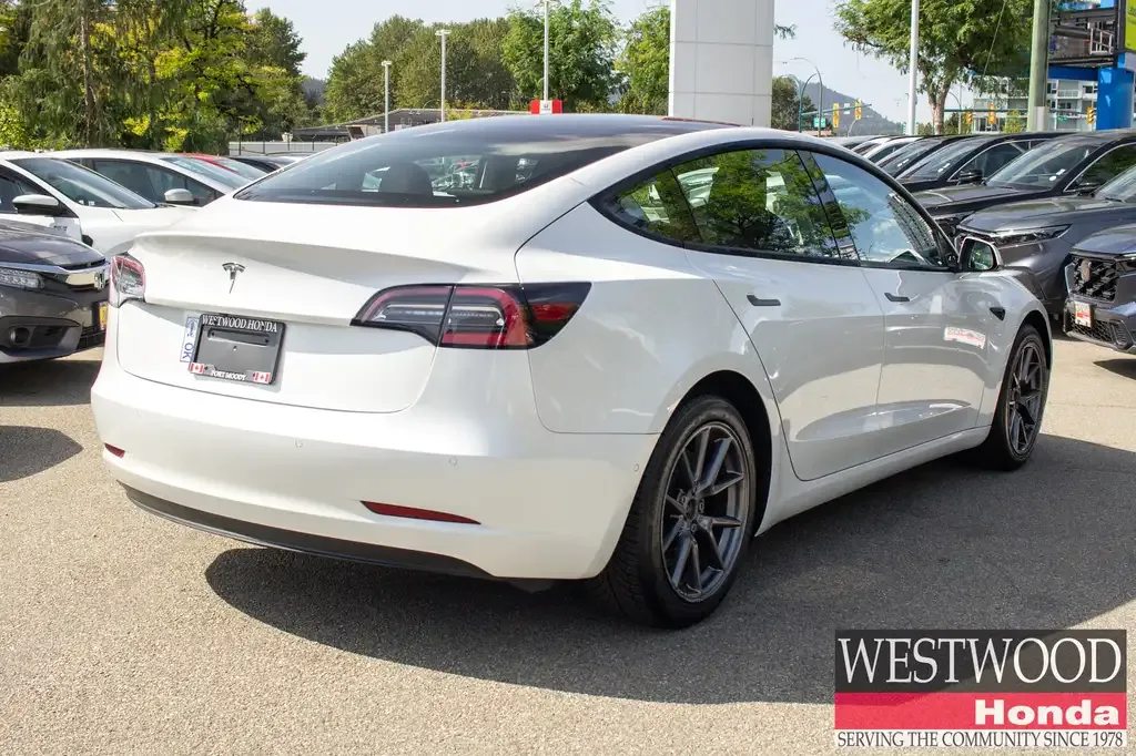 Tesla Model 3 2021 photo 5