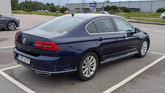 Volkswagen Passat 2018 photo 3