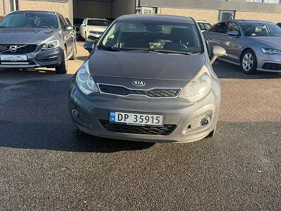 Kia Rio 2014 photo 2