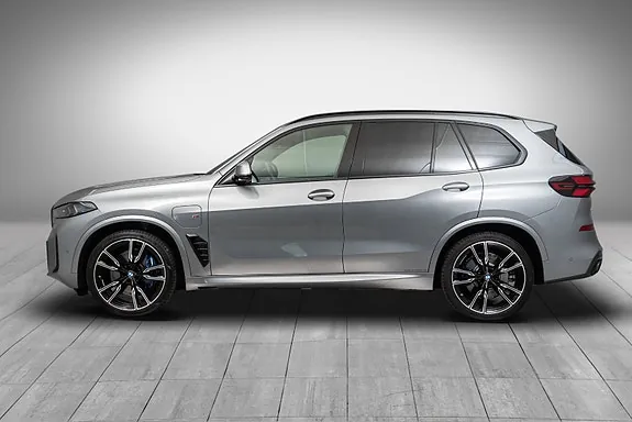 BMW X5 2025 photo 2