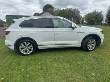 Volkswagen Touareg 2018 photo 2