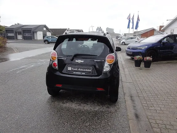 Chevrolet Spark 2012 photo 3
