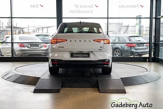 Skoda Enyaq 2023 photo 4