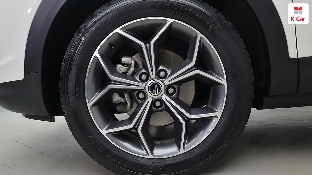 KG Mobility Korando 2020 photo 5
