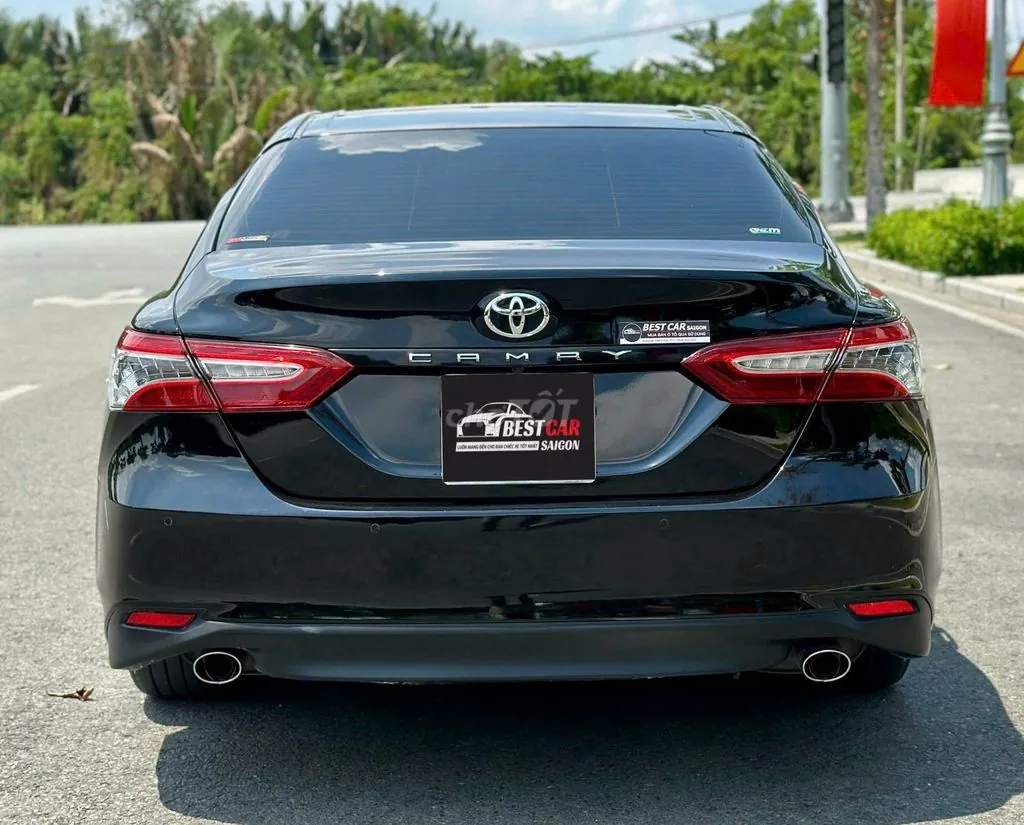 Toyota Camry 2020 photo 2