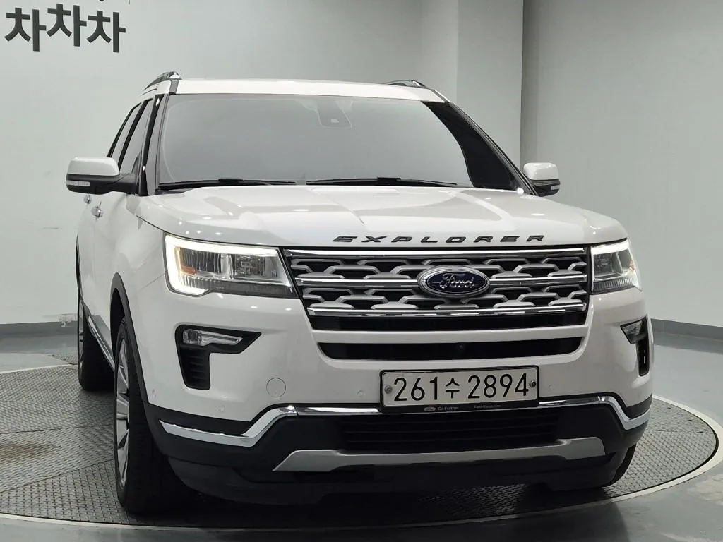 Ford Explorer 2018 photo 4
