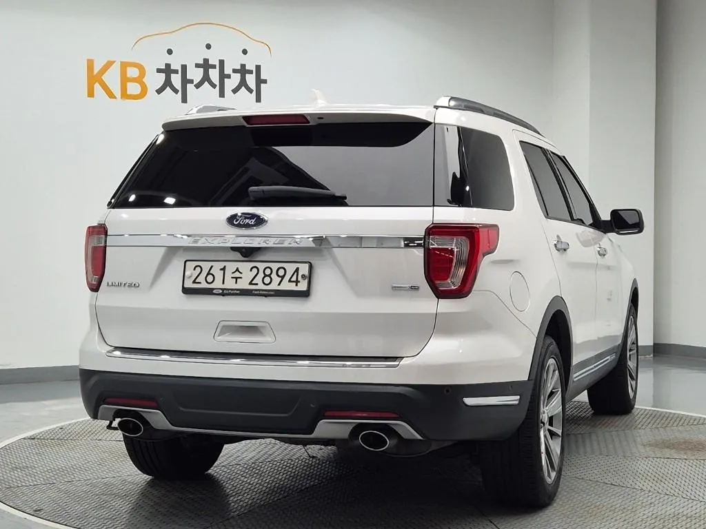 Ford Explorer 2018 photo 3