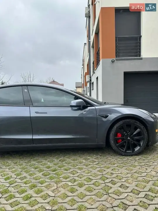 Tesla Model 3 2022 photo 5