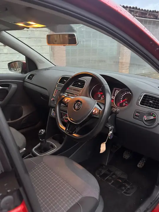 Volkswagen Polo 2014 photo 5