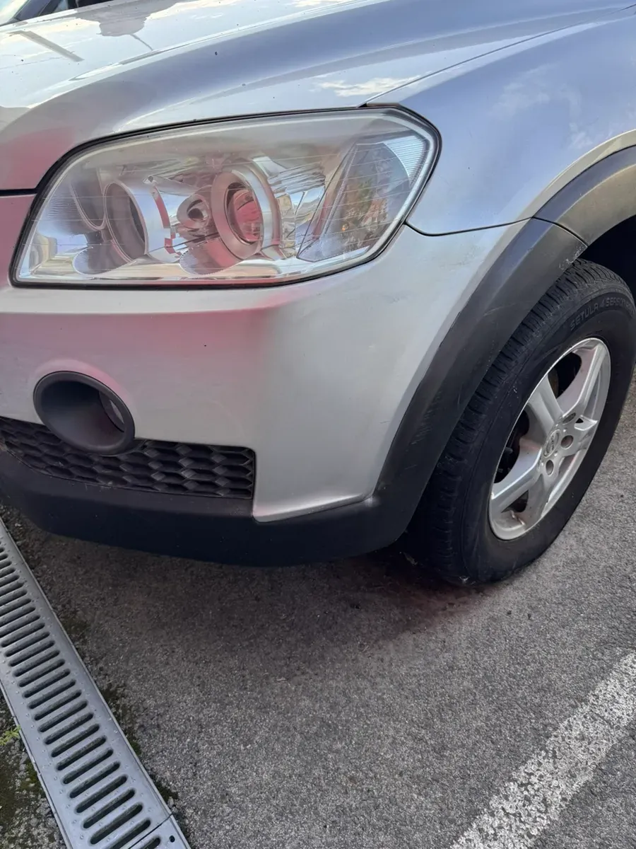 Chevrolet Captiva 2008 photo 2