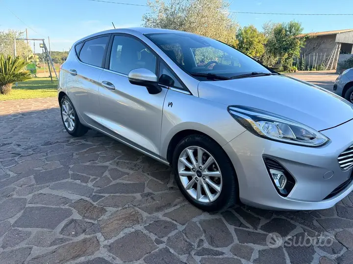 Ford Fiesta 2020 photo 2
