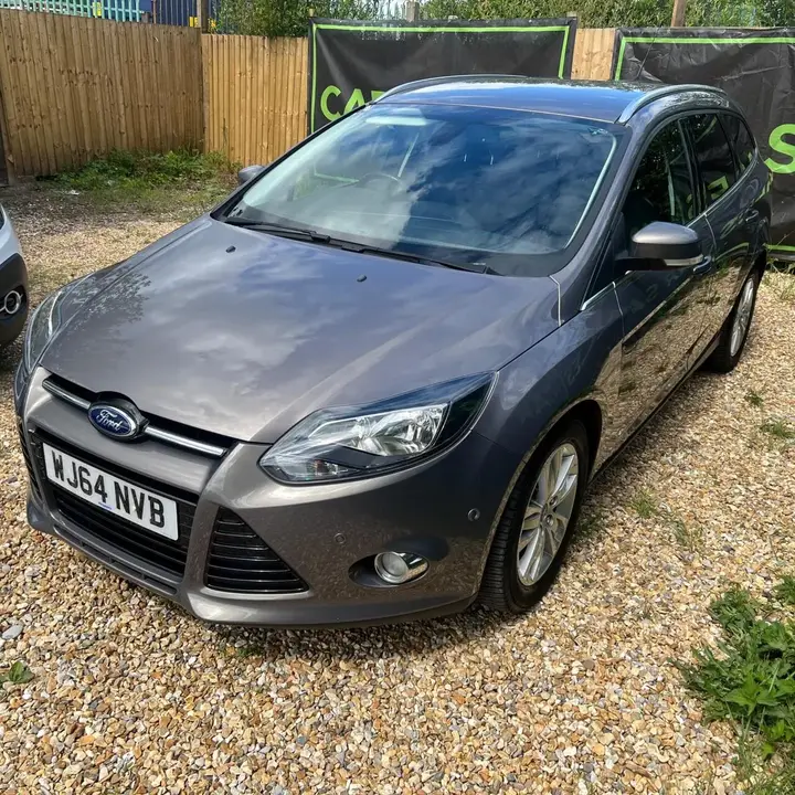 Ford Focus 2014 photo 2