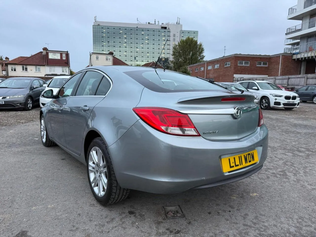 Vauxhall Insignia 2011 photo 5