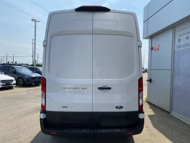 Ford Transit 2023 photo 4