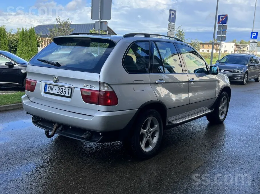 BMW X5 2003 photo 2