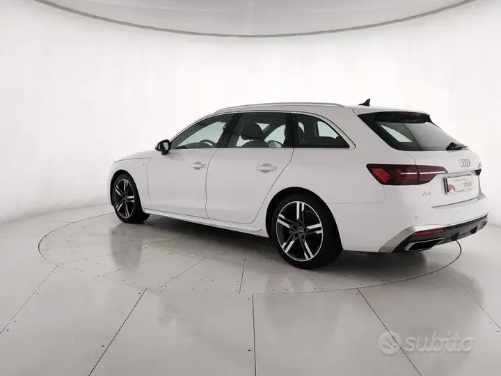 Audi A4 Avant 2024 photo 4