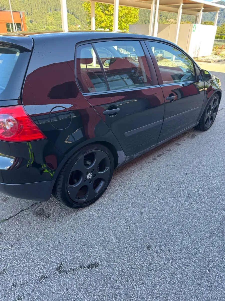 Volkswagen Golf 2003 photo 3