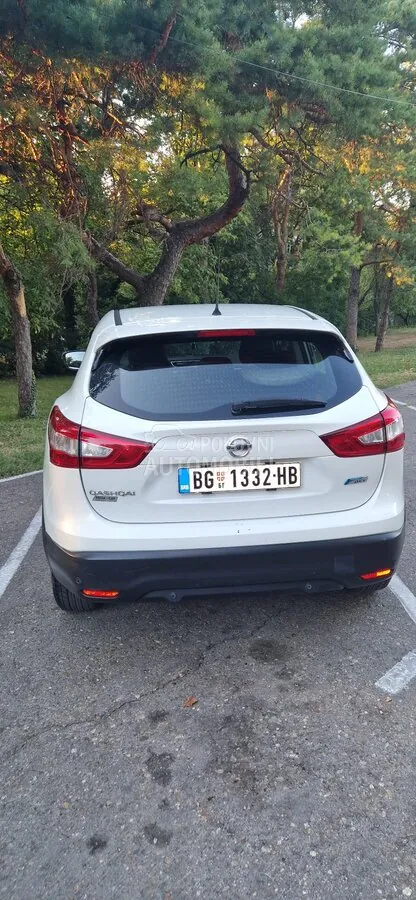Nissan Qashqai 2014 photo 3
