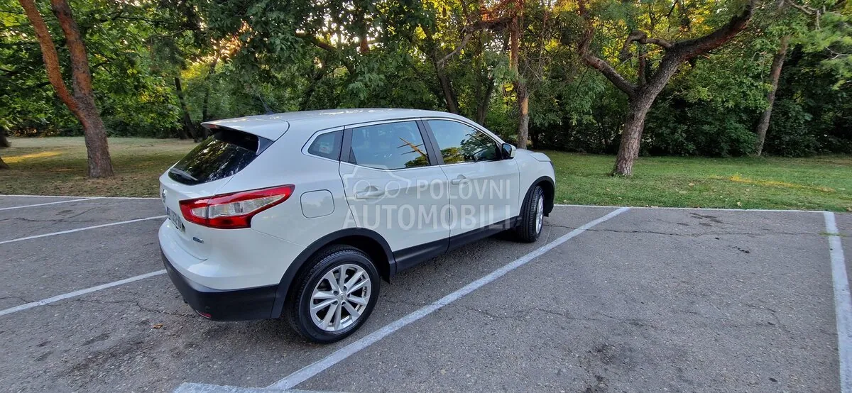 Nissan Qashqai 2014 photo 4