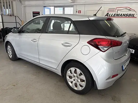 Hyundai I20 2016 photo 2