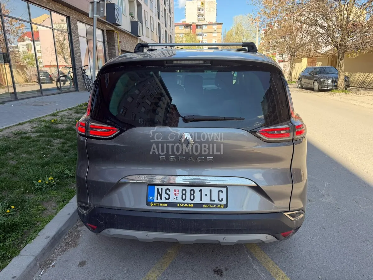 Renault Espace 2015 photo 2