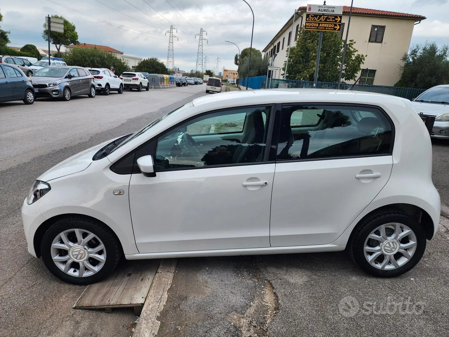 Volkswagen Up 2016 photo 4
