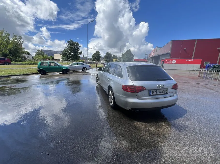 Audi A4 2008 photo 4