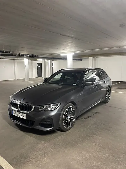BMW 330E