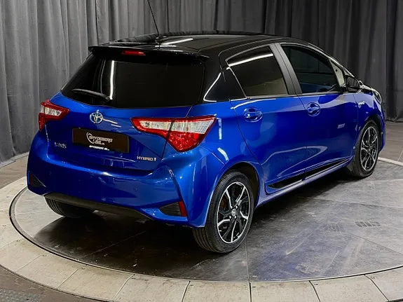 Toyota Yaris 2017 photo 5