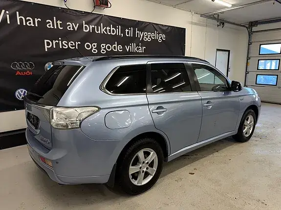 Mitsubishi Outlander 2014 photo 4