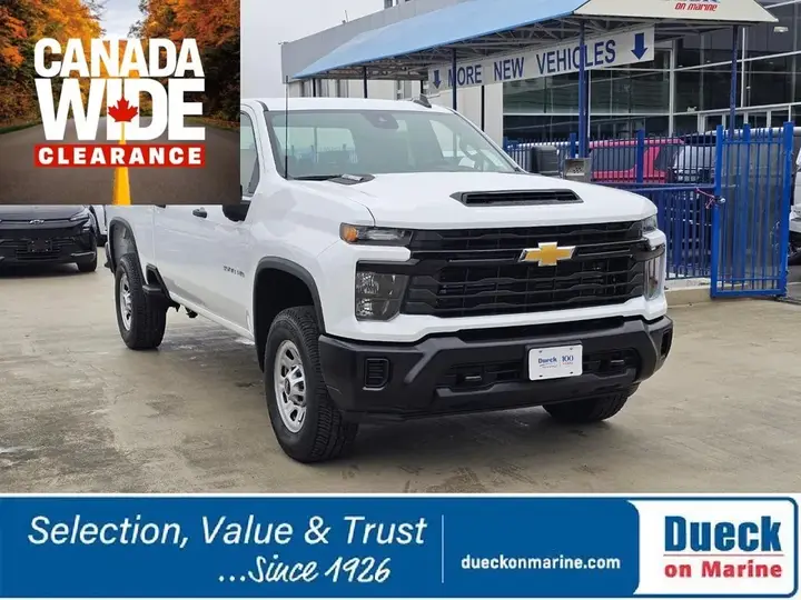 Chevrolet Silverado 3500Hd 2026 photo 2