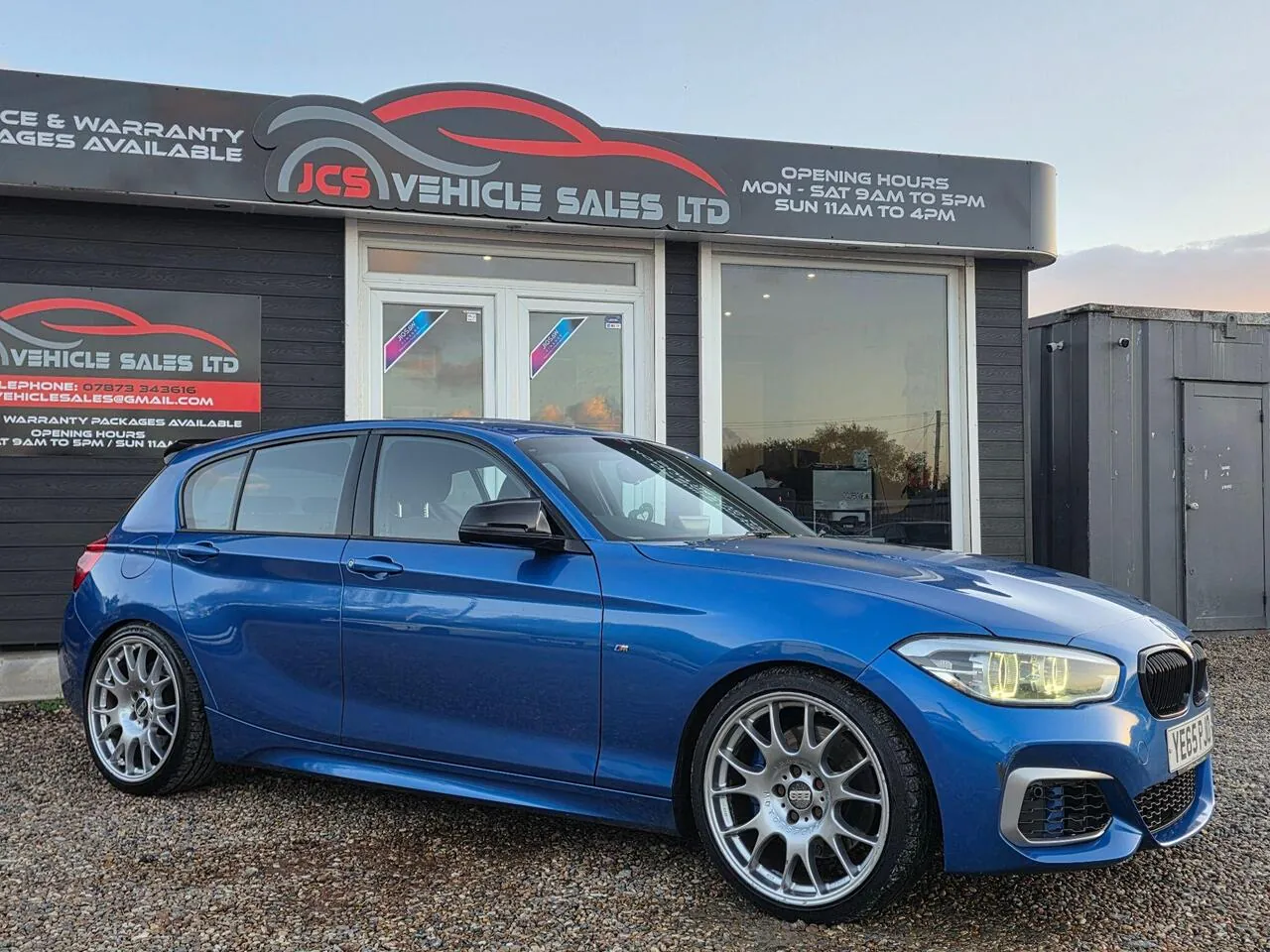 BMW 1 Series 2015 photo 2
