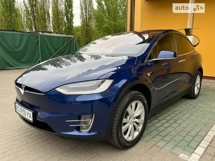 Tesla Model X