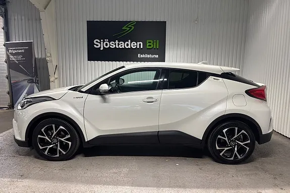 Toyota C-Hr 2019 photo 2