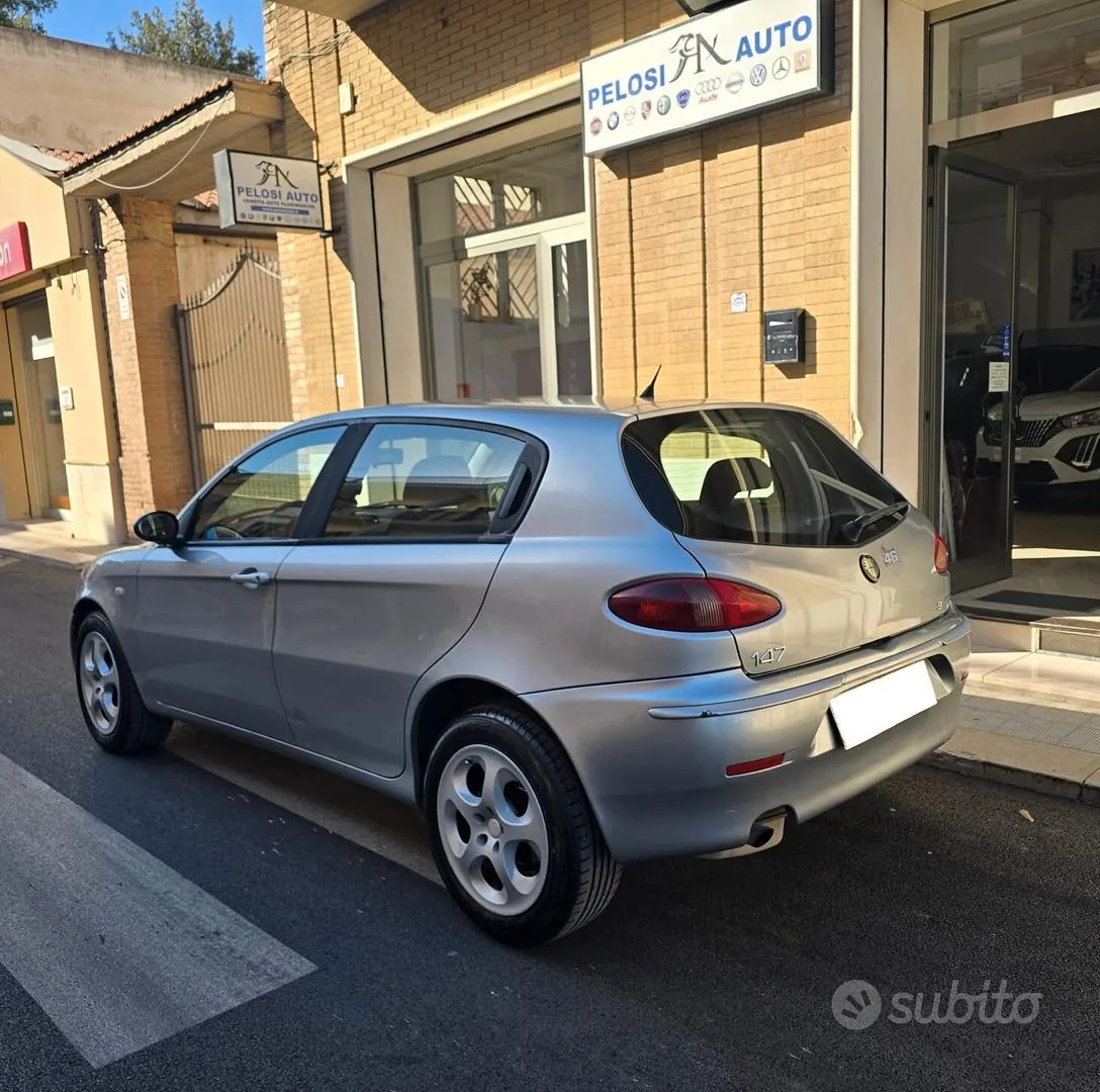 Alfa Romeo 147 2002 photo 3