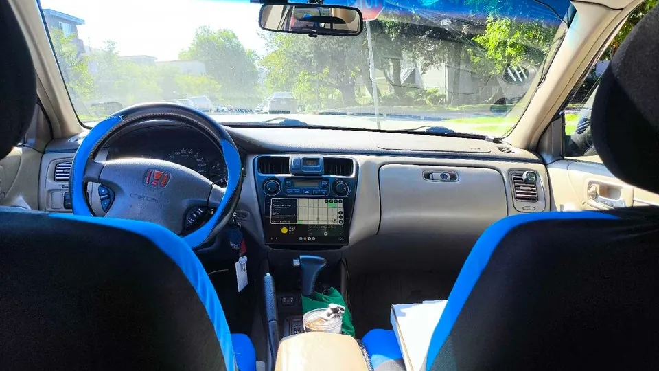 Honda Accord 2002 photo 3