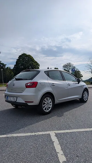 Seat Ibiza 2015 photo 4