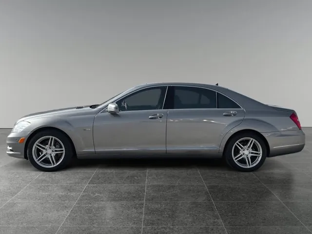 Mercedes-Benz S-Class 2010 photo 2