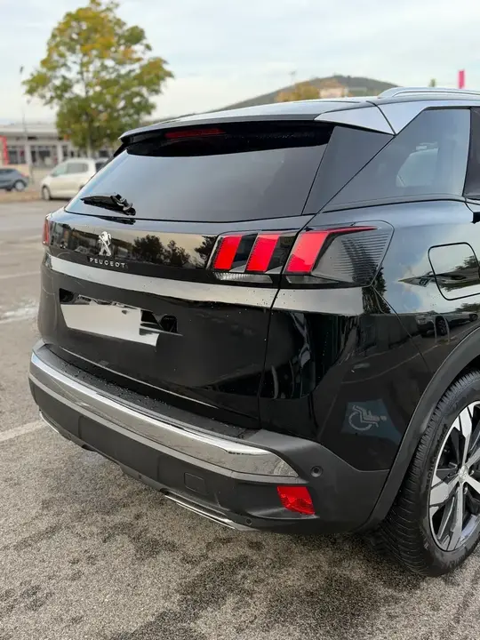 Peugeot 3008 2017 photo 2