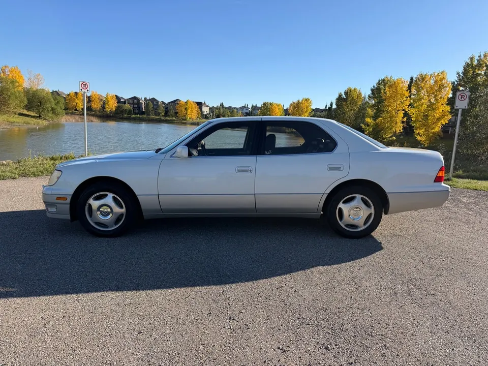Lexus Ls400