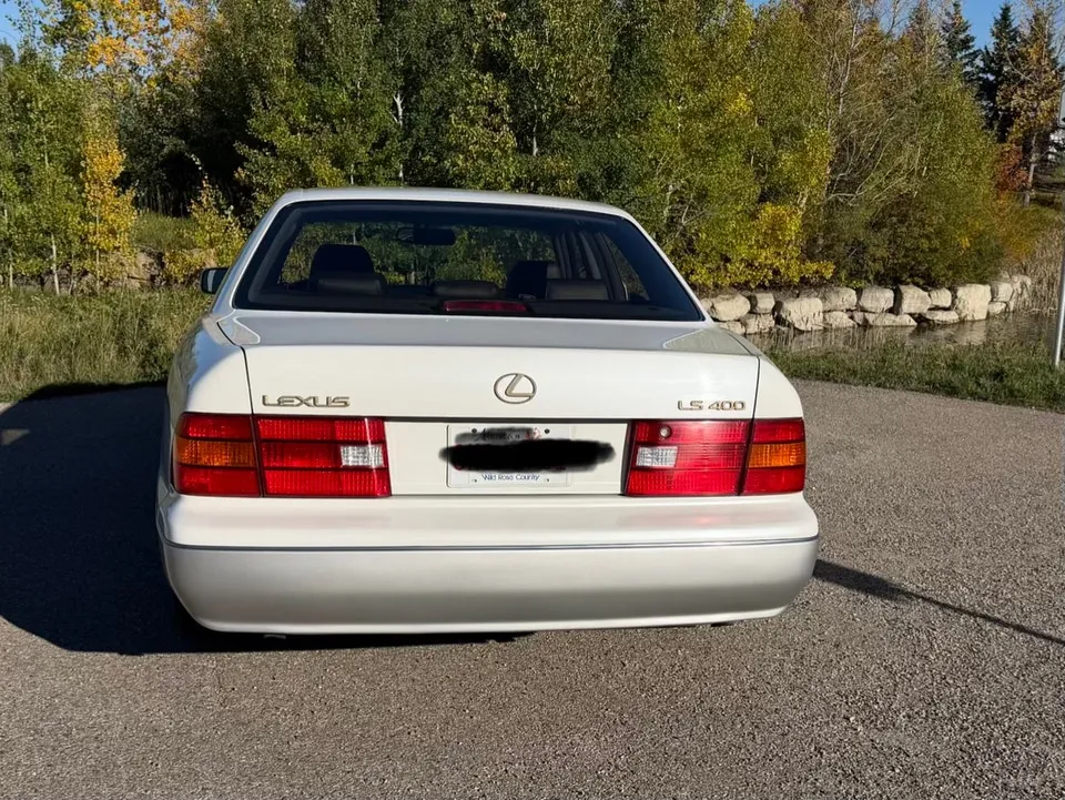 Lexus Ls400 1998 photo 2
