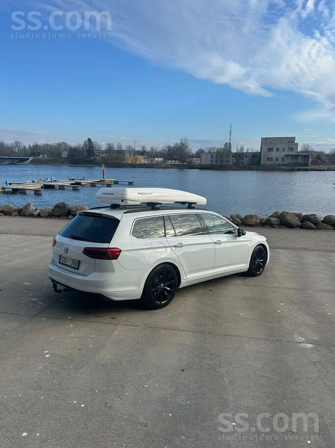 Volkswagen Passat 2020 photo 2