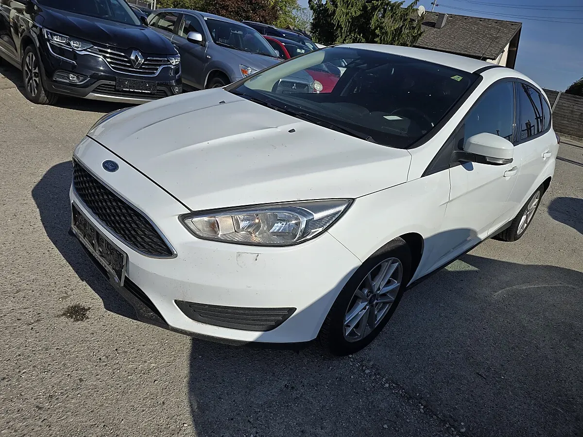 Ford Focus 2015 photo 2