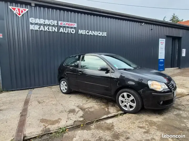 Volkswagen Polo 2006 photo 2