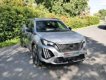 Peugeot E-2008 Allure 2025 photo 3