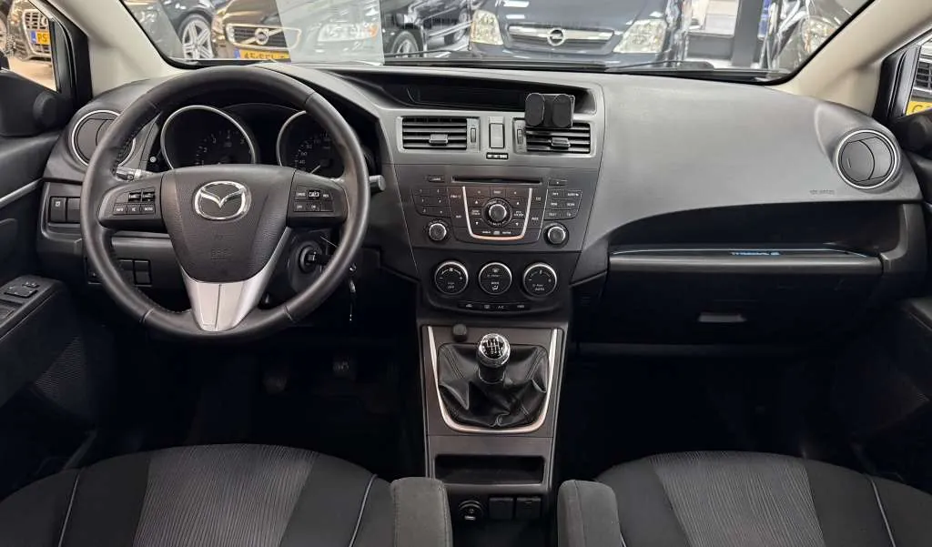 Mazda 5 2012 photo 4
