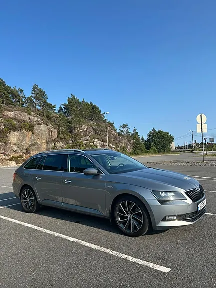 Skoda Superb 2016 photo 3