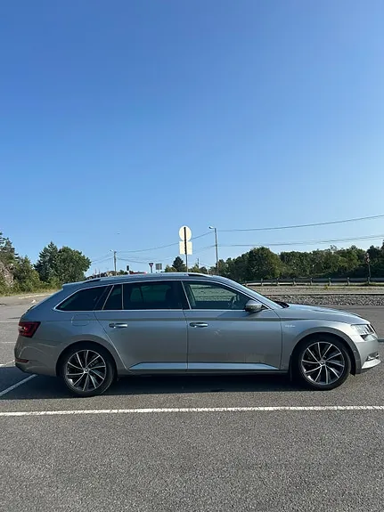 Skoda Superb 2016 photo 4