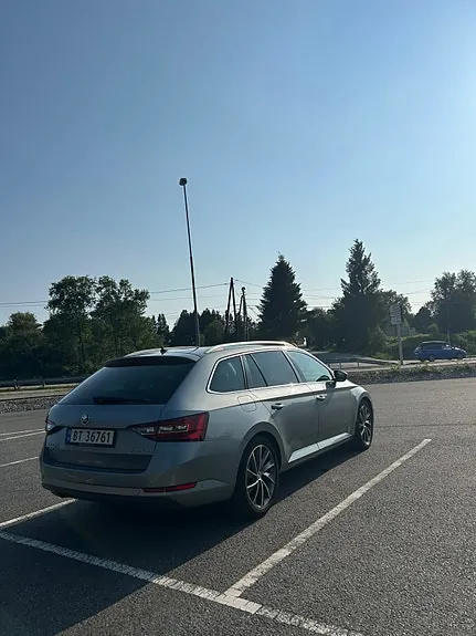 Skoda Superb 2016 photo 5