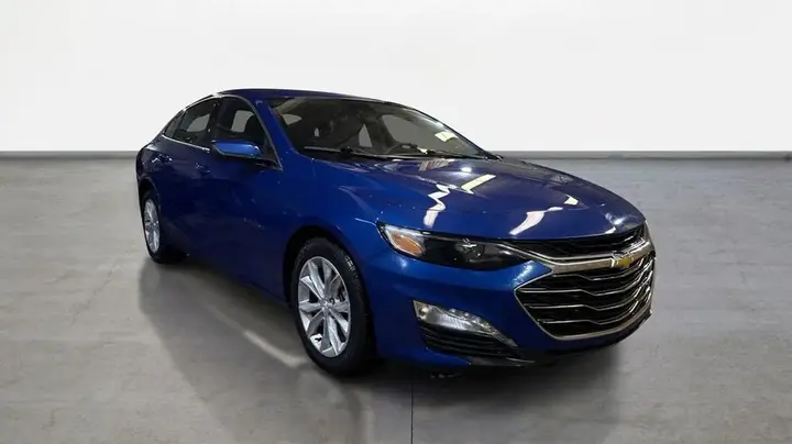 Chevrolet Malibu 2023 photo 2
